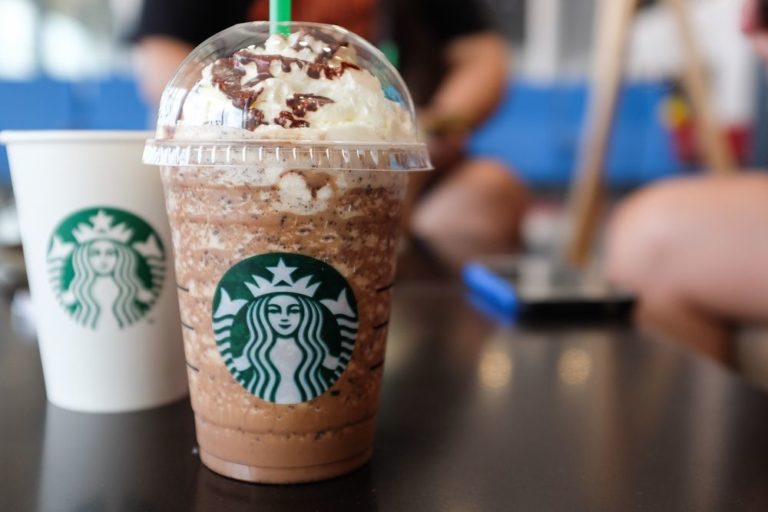 Starbucks is the Most-Tweeted Fast-Food Restaurant in America
