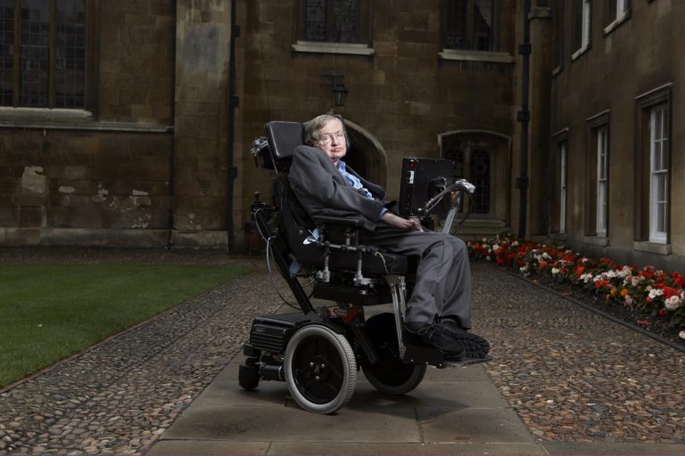 Stephen Hawking Warns Humanity Has 1,000 Years to Find a New Planet