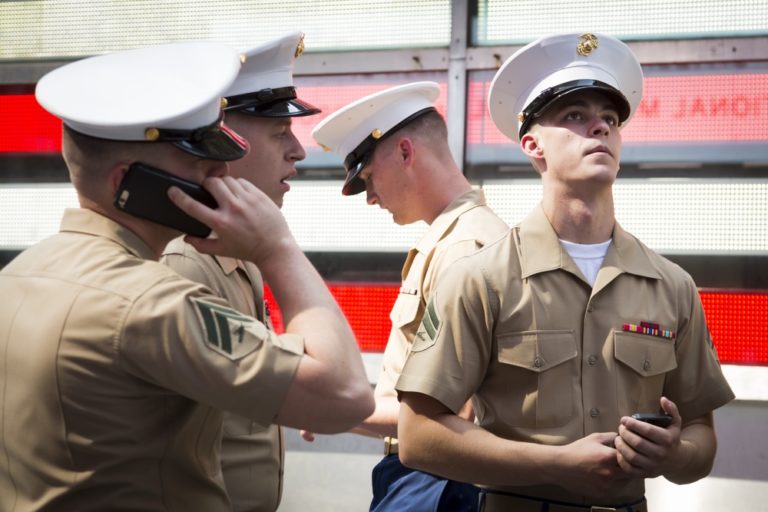 Pentagon Warns Soldiers About Energy Drinks Health Risks