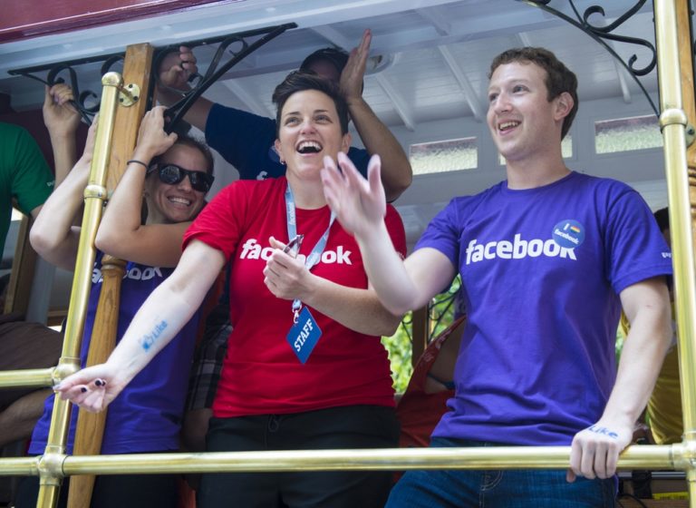Facebook’s Mark Zuckerberg Reveals His New Year’s Resolution