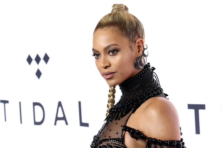 Beyoncé’s Pregnancy Announcement is the Most Liked Photo in Instagram History