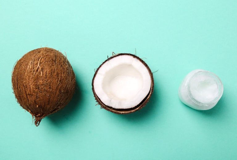 Health Experts Say Coconut Oil Health Benefits are a Myth