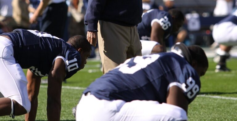 Taylor Swift Dazzles While Giants Fall to Packers