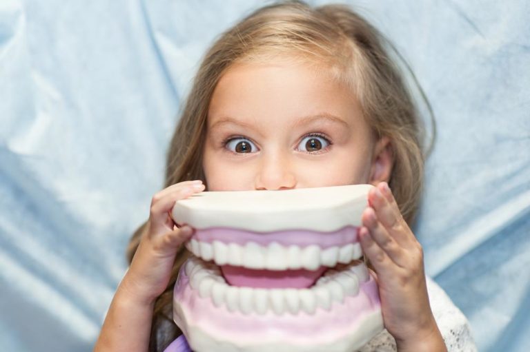 Dental Implant Industry Faces Criticism Over Unnecessary Extractions for Profit