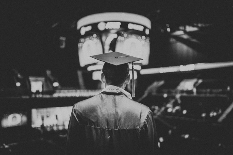 US Universities Caught in Visa Row Over Espionage Concerns