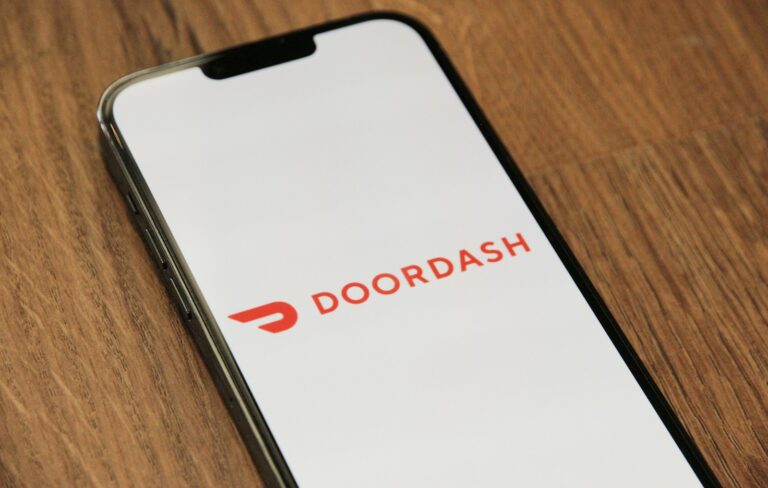 DoorDash Looking for Talent in Miami for a Fun-Filled Commercial Shoot