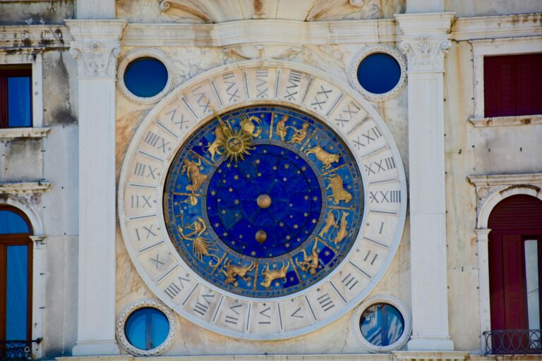 Weekly Horoscope Highlights: Venus and Mercury Energize Emotions and Personal Growth