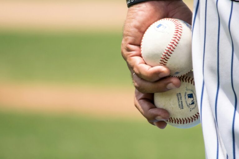 Kodai Senga Knee Deep in Recovery: Mets Bolster Playoff Hopes