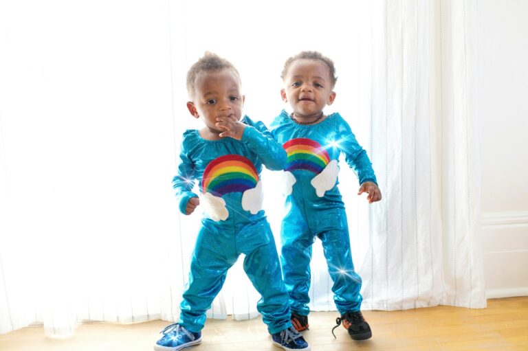 Identical Twins Wanted for NBC’s ‘Chicago Fire’ Casting in Chicago