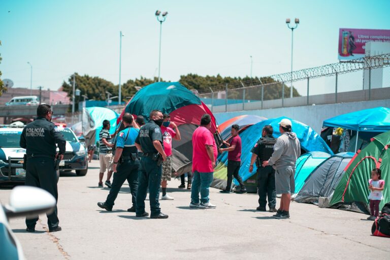U.S. Homeland Security Uncovers Ties to Venezuelan Gang Among Migrants