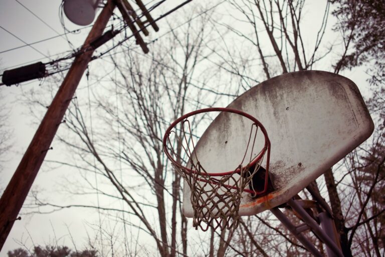 NBA Mourns Dikembe Mutombo’s Tragic Death – Remembering His Life on and off the Court