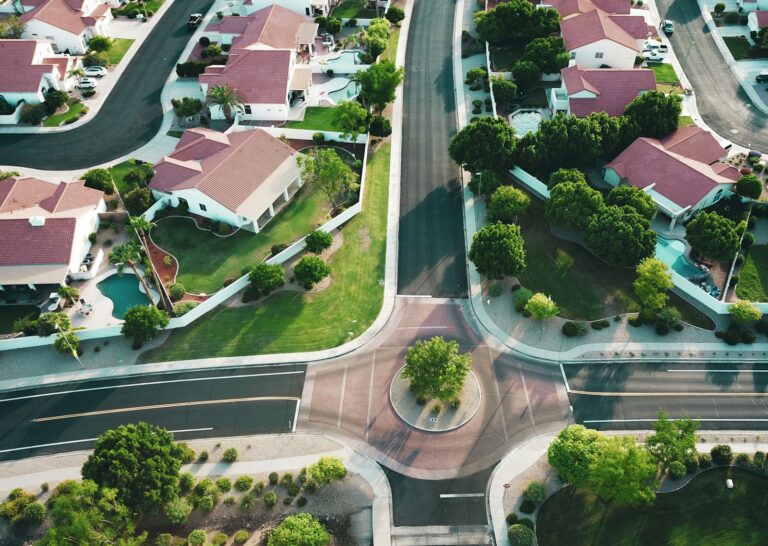 US New Home Sales Surpass Expectations In a Year