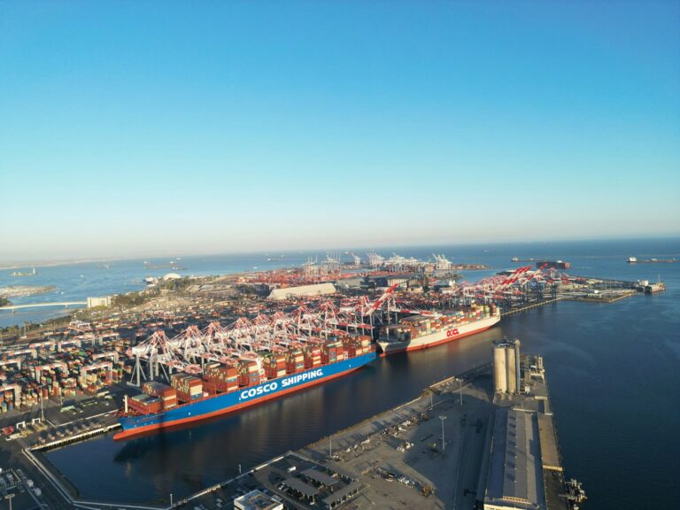 Major US Ports Face Potential Shutdown Amid Dock Worker Strike Threats