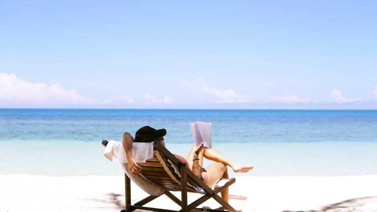 Grab a Chance to Feature in a Travel App Commercial, Earn $7000