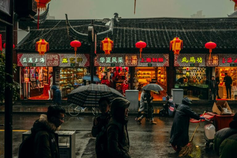 China’s Wealthy Find Creative Ways to Move Money Overseas Amid Economic Turmoil