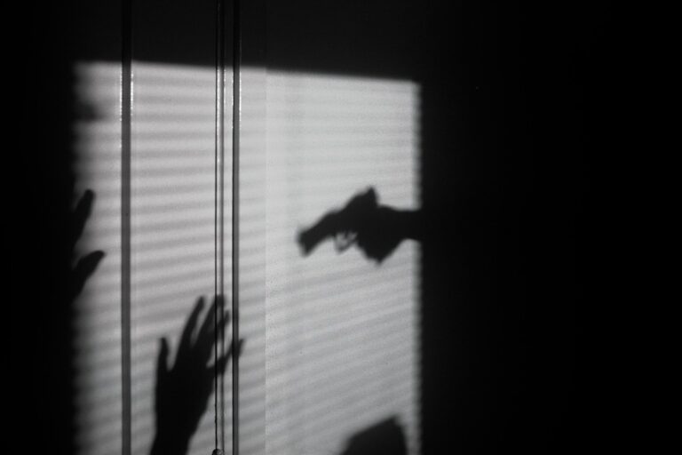 Iranian Authorities Carry Out Public Execution of Two Men for Killing Police Officer