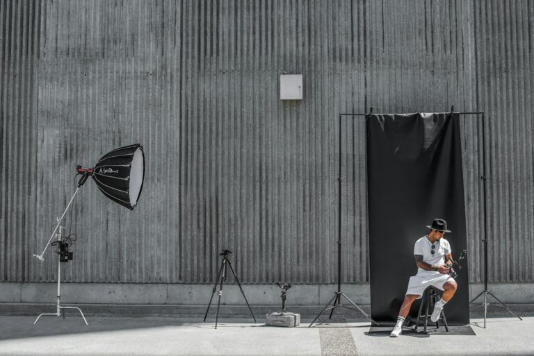 Opportunity for Aspiring Actors: Major Smoothie Chain Invites Participants for Print Shoot in Austin, Texas