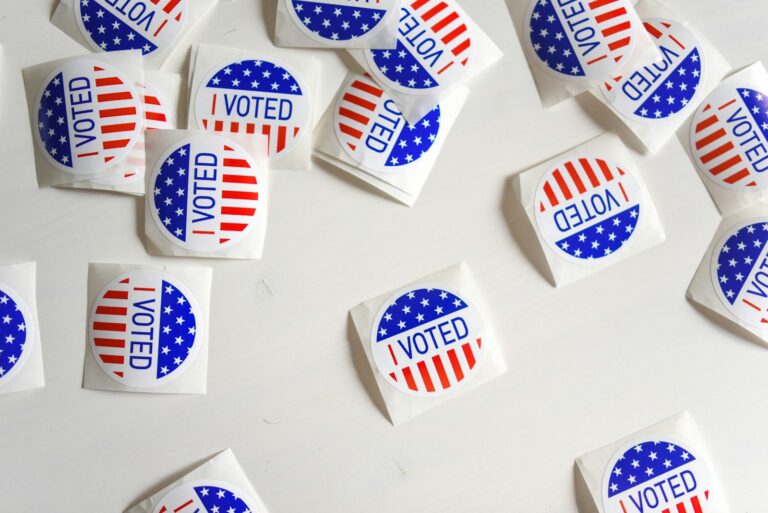 Uncertainty Mounts Among Migrants Anticipating U.S. Presidential Election Results