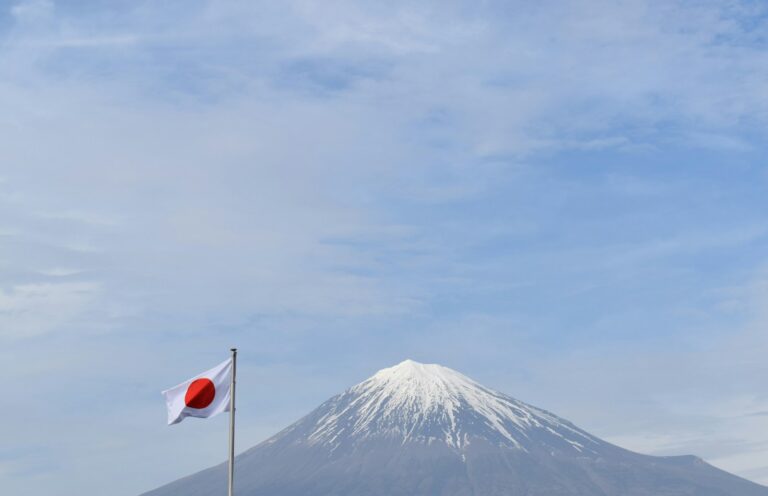Ishiba Secures Position as Japanese Prime Minister Despite LDP’s Election Defeat
