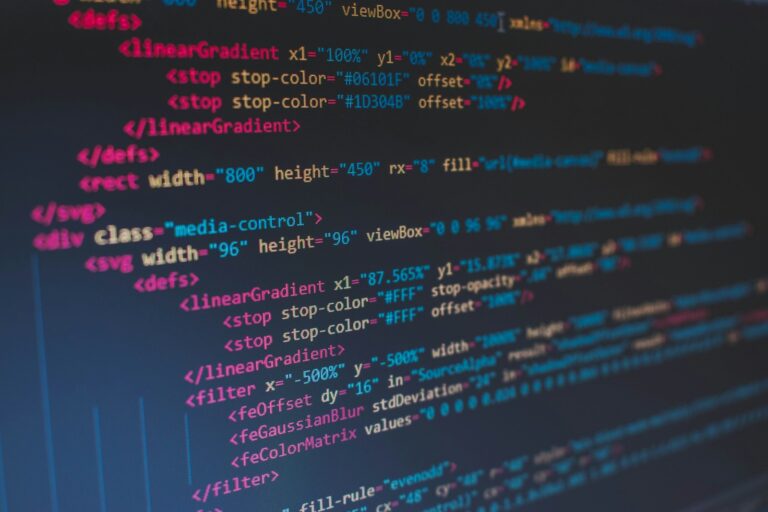 Unlock Coding Skills: Beginner Bundle with Visual Studio Pro