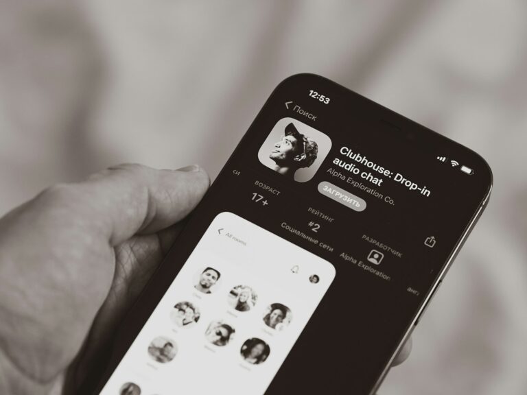 Clubhouse Drops Invite-Only System, Becomes Latest Social Media Hotspot
