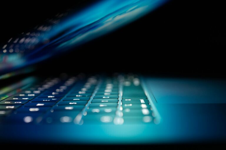 Comet Browser Goes Free Worldwide
