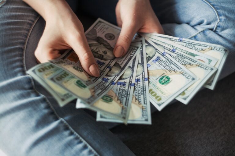 Line of Credit vs Loan: Which is Best for Your Business?