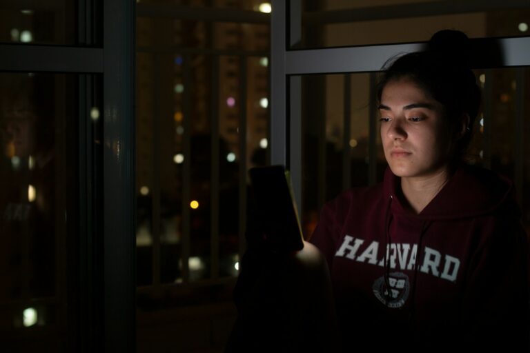 Judge Rejects Trump Administration’s Last-Minute Move in Harvard Case