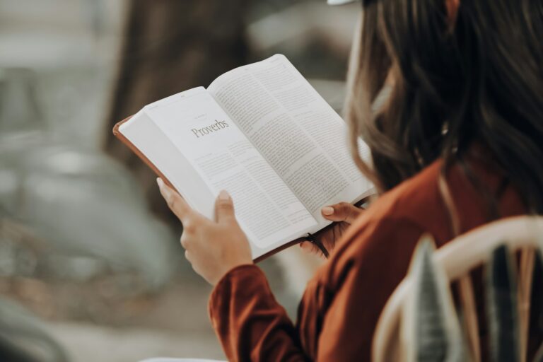 Texas School Reverses Policy, Allows Student to Share Bible Verses