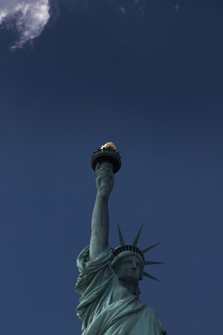 What Makes a Great Power in World Politics