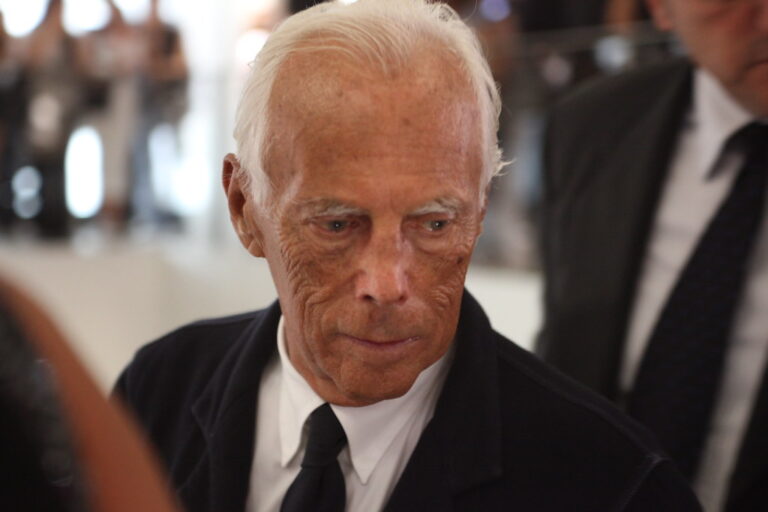 How Did Giorgio Armani Revolutionize Fashion Through Hollywood?