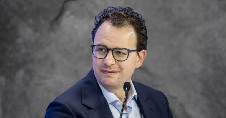 Pentagon Labels Anthropic a National Security Risk, Company Plans Legal Challenge