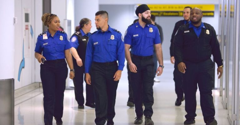 TSA Security Lines Grow as Agents Miss Paychecks