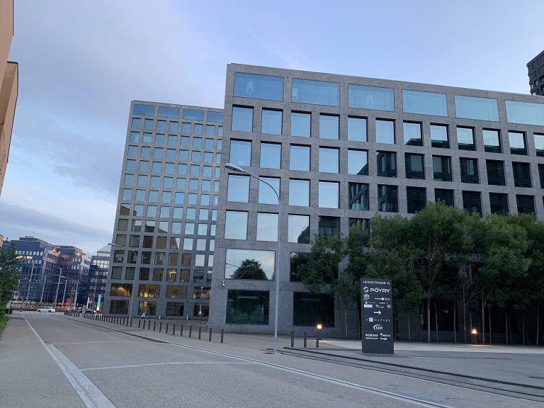 P&C policyholders prefer AI tools but Distrust AI Decision