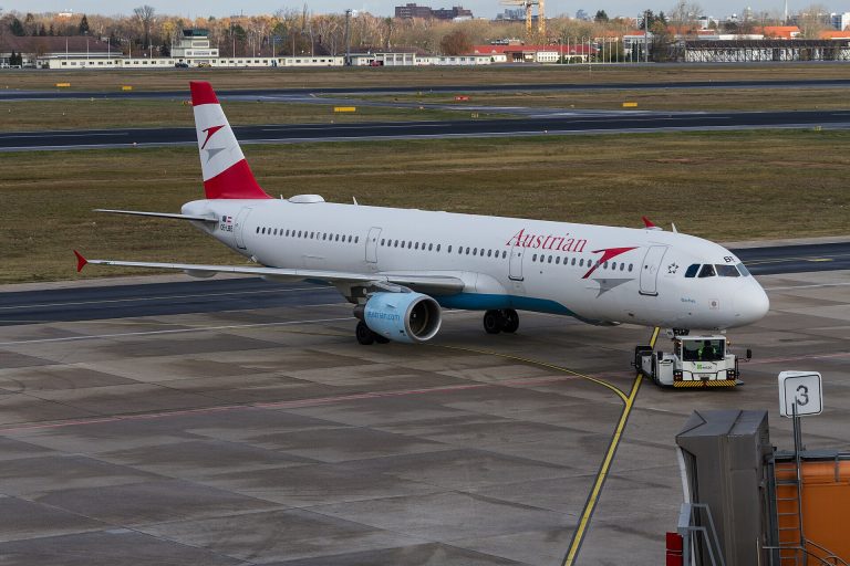 Global Flight Cancellations Top 13,000 Amid Fuel Crisis