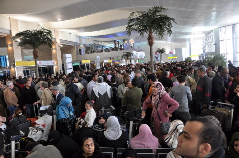 DFW Disruptions Travel Disruptions at Dallas – Fort Worth Airport as 200 Delays and 4 Cancellations Affecting American