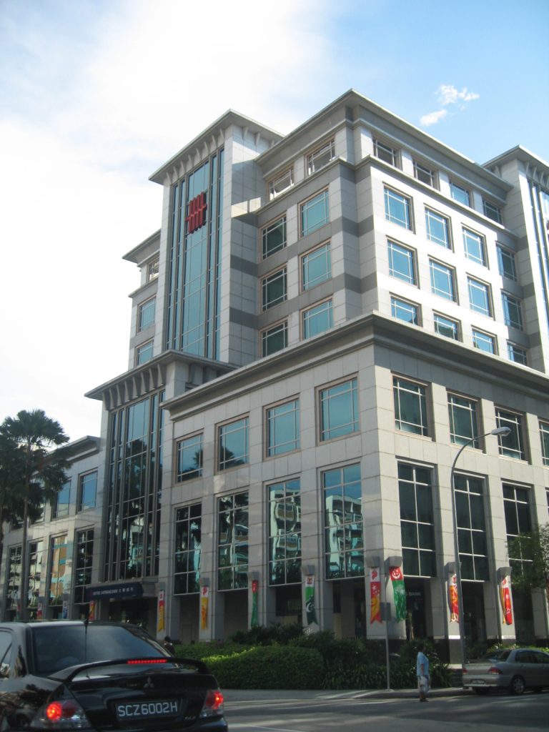 UOB Stock Draws Investor Attention Amid Banking Sector Focus