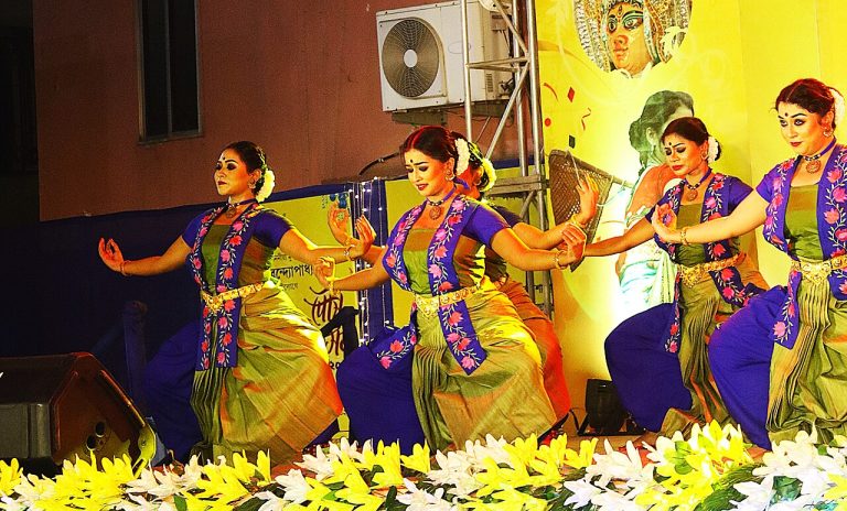 Ananya Panday Defends Bharatanatyam Fusion Performance Amid Controversy