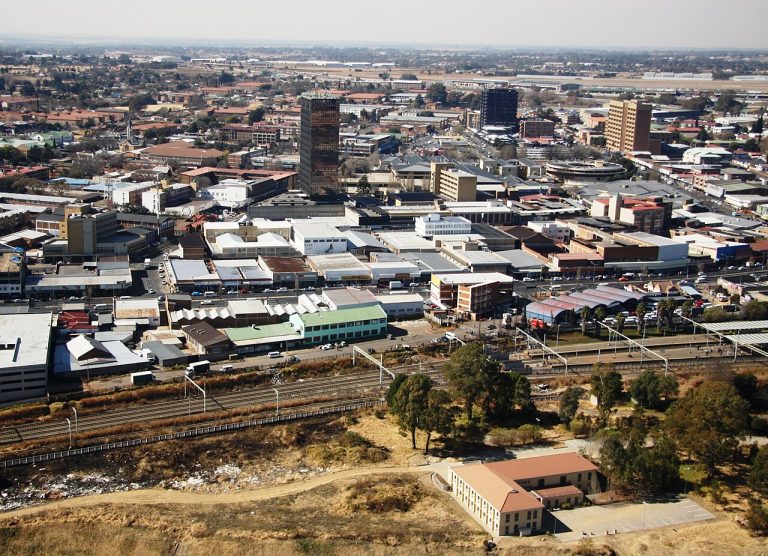 Gauteng Earn Up to 25% More Than the National Average