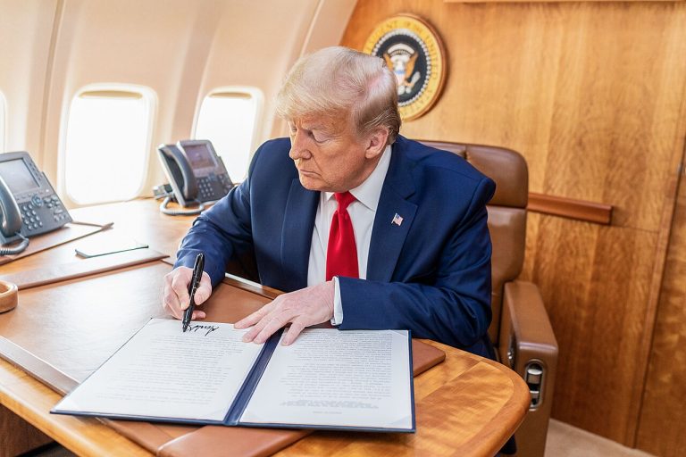 Donald Trump Signed Revised AI Executive Order