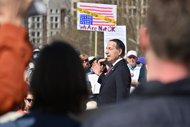 Democrats Demand Full Security Vetting for Bill Pulte