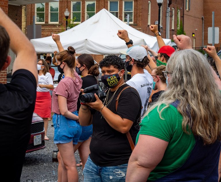 West Virginia Power Project Faces Bipartisan Revolt as Opposition Surges